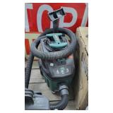 Masterforce 4 Gallon Shop Vac - Nice