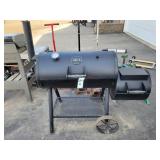 Oklahoma Joe's Charcoal Smoker / Grill