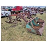 New Idea 501 Loader 80' Trip Bucket