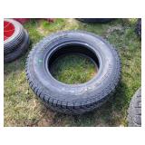 Hankook LT245/75R17 Tire - good tread