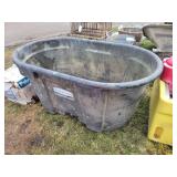 Rubbermaid 100 Gallon Poly Livestock Tank