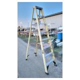 Keller 8ft Fiberglass Step Ladder