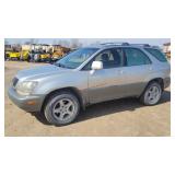 2000 Lexus RX3 SUV