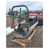 Hoof Trimming Chute