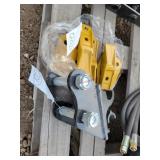 Mini Excavator 3.5' Quick Tach & Bucket Teeth