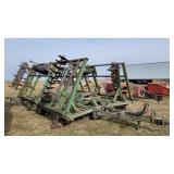 JD 722 Soil Finisher, 24' working width
