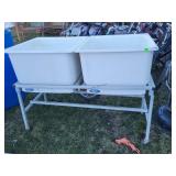 Double Sink on Aluminum Roller Stand 46w