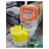 Minnow & Fish Bait Buckets