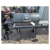 Masterbuilt Charcoal Smoker / Grill