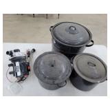 North Star Bleach Pump & 3 Granite Ware Pots