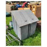 Feed / Wood Storage Box - 19x29x24 w/ Halters