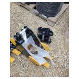 IRanch Mini Excavator Quick Attach & 9" Bucket