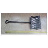 Suncast Snow Shovel