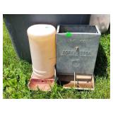 14"w Baby Pig Feeder Set