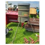 Texas Hunter Deer Trophy Feeder