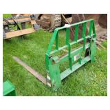 Frontier Pallet Forks off JD 400CX Loader