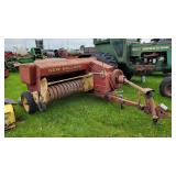 New Holland Hayliner 271 Small Square Baler