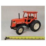 1/16 Allis Chalmers 8010 Tractor