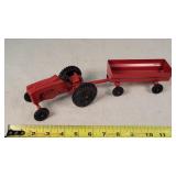 1/32 Red MM Tractor & Wagon
