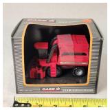 1/64 Case IH 2155 Cotton Picker