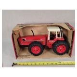 1/16 International 3588 2+2 Tractor