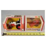 1/32 Case 1690 Tractor & Roto Baler