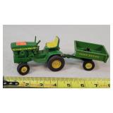 1/16 John Deere 140 Lawn Tractor & Trailer