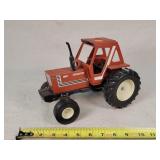 1/16 Hesston 980 Tractor