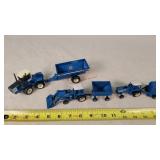 1/64 Ford 4WD & Other Tractors & Implements