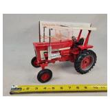 1/16 IH 1468 Tractor
