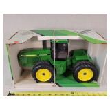 1/16 John Deere 4 Wheel Drive Tractor