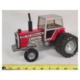 1/20 Massey Ferguson 2805 Tractor
