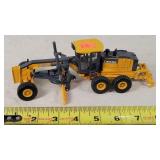 1/50 John Deere 872GP Grader