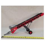 Bruder 1/16 Belted Elevator