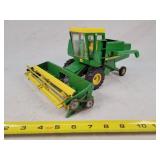 1/32 John Deere 6600 Combine