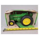 1/16 John Deere R Diesel Tractor