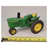 1/16 John Deere 3010 / 3020 Tractor