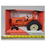 1/16 Allis Chalmers 220 Tractor