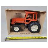 1/16 Allis Chalmers 8030 Tractor