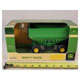 1/32 John Deere Gravity Wagon