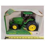 1/16 John Deere 7800 Tractor w/ Duals