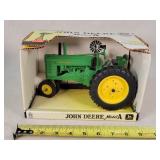 1/16 John Deere Model A Tractor
