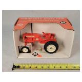 1/16 Allis Chalmers D12 Tractor