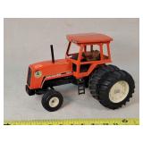 1/16 Allis Chalmers 8030 Tractor w/ Duals