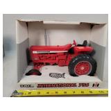 1/16 IH 756 Tractor