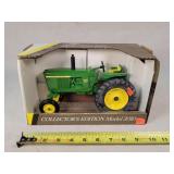 1/16 John Ddsre 3010 Diesel Tractor