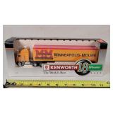 1/64 Minneapolis Moline Semi