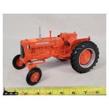 1/16 Allis Chalmers D17 Wide Front Tractor