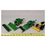 1/64 John Deere Combines & New Holland Chopper