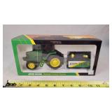 1/32 John Deere Remote Control Tractor